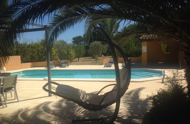 EXCELENTE CHALET CONTEMPORANEO 8/10 pers Piscina climatizada