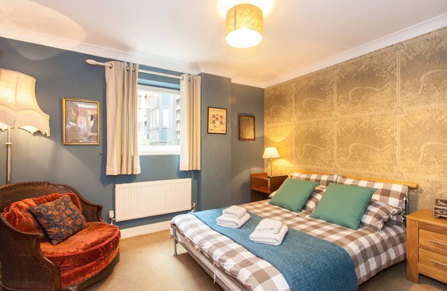 SUPERIOR 2 DORMITORIOS 2 BAÑOS DE APARTAMENTO Wifi gratuito Condominio de lujo de ST PAUL'S Zona1 Capacidad 6