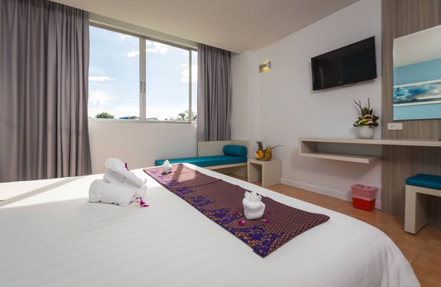 habitación superior # 16, playa Karon