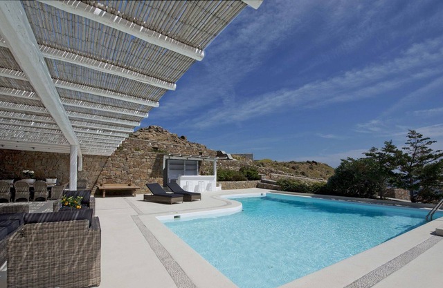 Superior villa Divine/private pool, sea view
