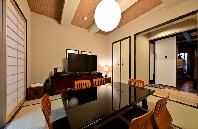 Edificio principal de Takeya Nishijin, una casa de lujo en Kioto