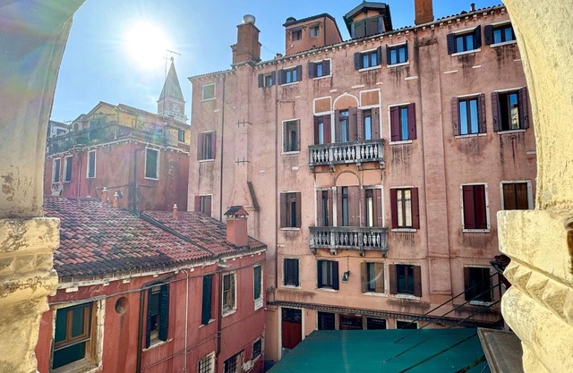 Surian Canal View (200m from St Mark’s Square)