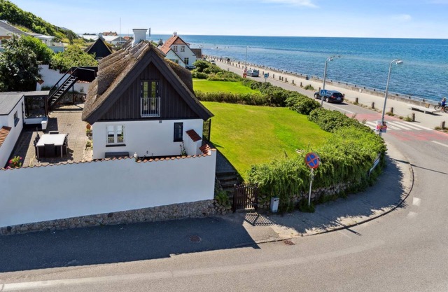 "Susan" - 20m from the sea by Interhome