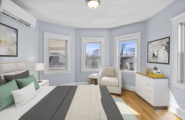 Swampscott Open Concept Unit W/Lots Of Natural Light, 15 min To Swampscott Beach