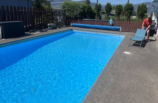 L A House - gran piscina y patio privado,