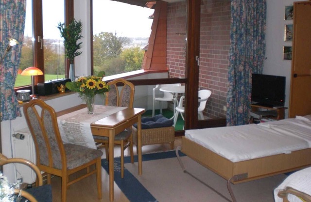 Piscina, sauna, acogedora y pequeña