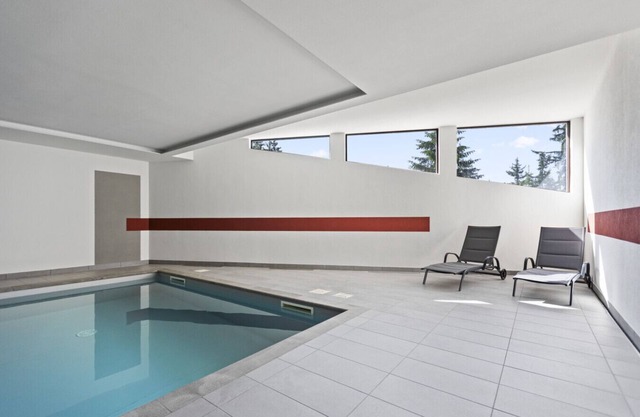 Swimming pool, Ski & Lake view - Crans 6 pers