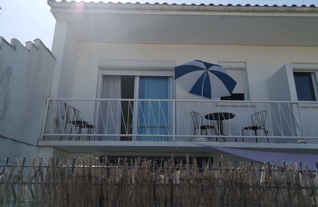 Apartamento T2 junto al mar