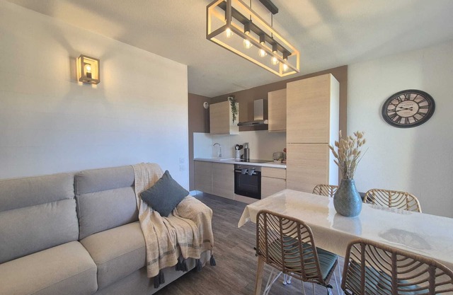 T2 with terrace, swimming pool and parking - Ideal for curists and holidaymakers