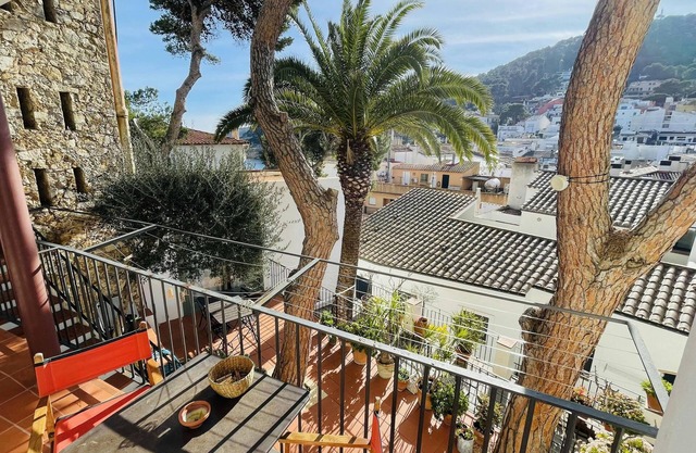 T5 · 🌊 Cozy Retreat 50m to Beach & Garden Escape