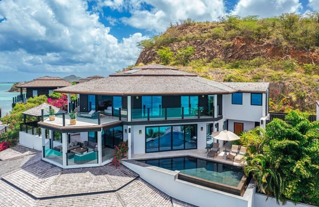 Villa Marcelle - Cuatro Habitaciones Resort, Capacidad 8
