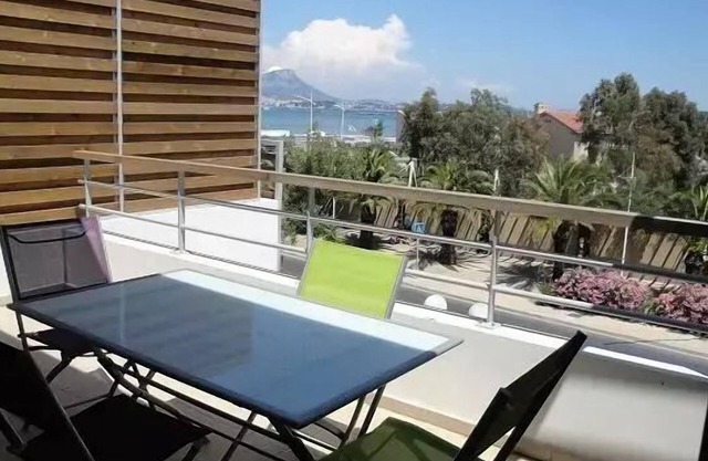 Tamaris Bay Residence - Heart of the Sablets, beach opposite, air conditioning, wifi...