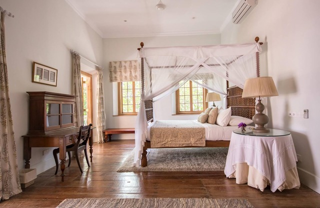Taru Villas Rampart Street