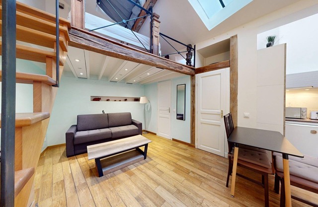TBS 131 - Nice apartment near the Champs-Élysées