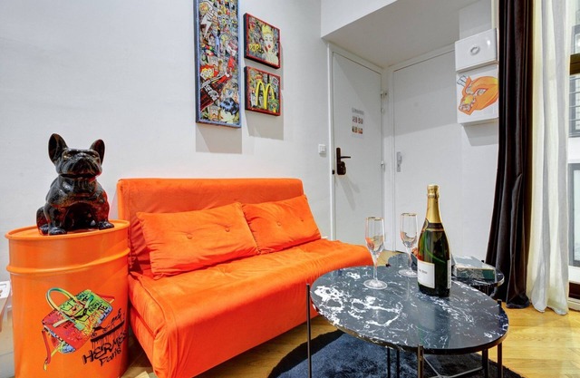 TBS 73 - Charming apartment in the Marais district