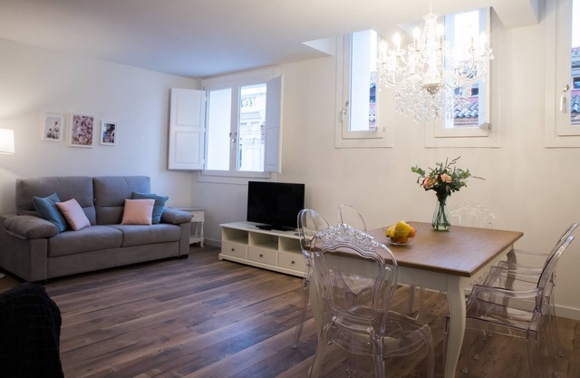 Tercero B - 3 B - Apartamentos Almada - Plaza del Pilar