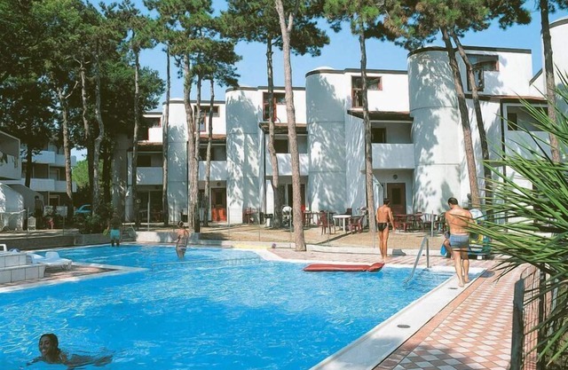Casa a schiera con piscina comune