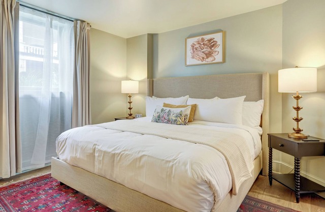 The 200 South St with Pool | Boutique Hotel