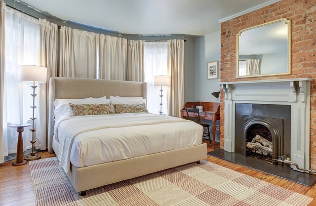 The 200 South St Boutique Hotel w/ Pool