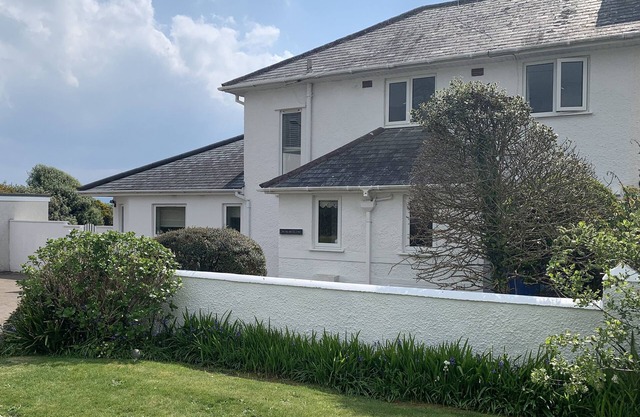 The Beach House Criccieth, CRICCIETH
