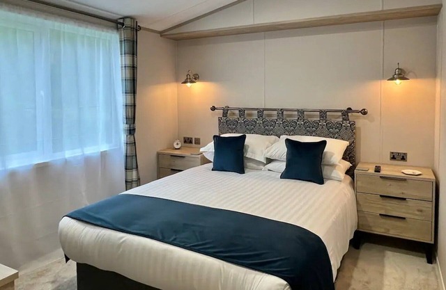 2 bedroom accommodation in Carnforth