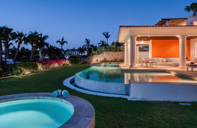 THE BEST VILLA IN LOS CABOS / FULL STAFF, CHAUFFEUR & YACHT INCLUDED