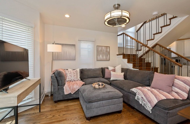 Dreamy 2BR Condo en el centro de Nashville!