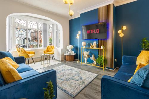 The Carr Lane Luxe Escape