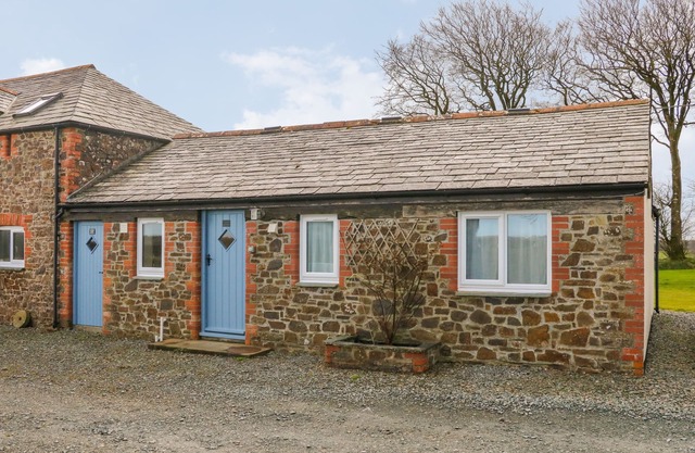 La cabaña, HOLSWORTHY