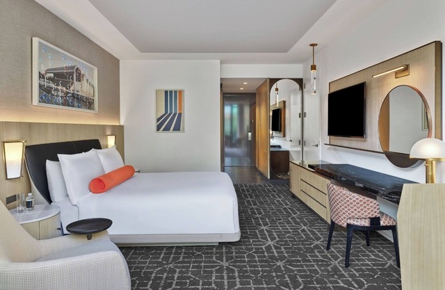 The Crescent Hotel | Deluxe King Room | Elegant Decor Near Science & History