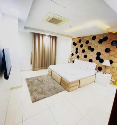 The Crown 623-Apartment, Gold Crest Mall DHA phase 4