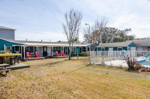 The Gull Hidden Treasure Inn Room 1 by Bryant Real Estate