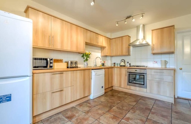The Shark House, Oxford, Central Headington - Capacidad para 12 personas, 4 baños