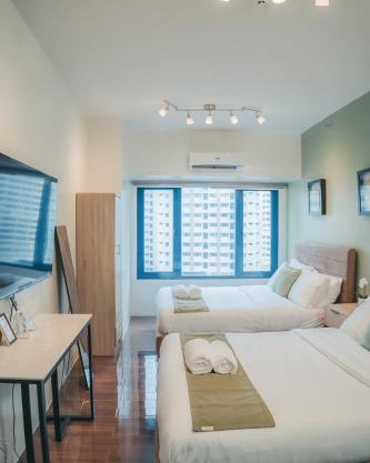 The House of Five - Brand New Hotel Style Condo