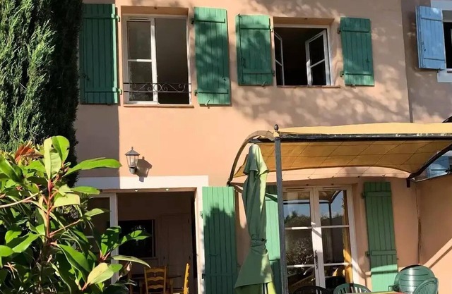 Las casas y villas de Pont Royal en Provenza - Maeva Individual - Casa para 5/6 personas con terraza amueblada