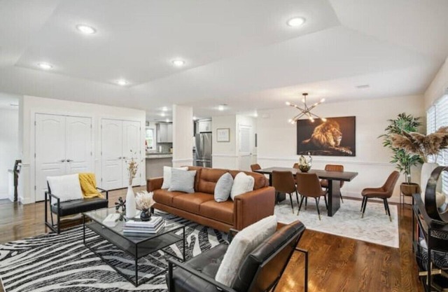 The Lions Den Luxury 3-Bedroom Oasis + Patio