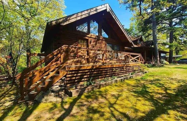 La cabaña de lujo en Bear Mountain Log Cabins
