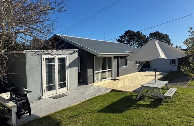 El Pad marina - Onetangi