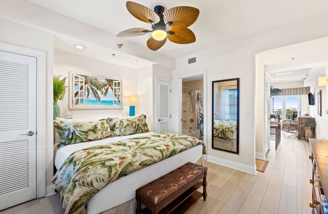 The Palms : Gulf view condo in beautiful Carillon beach