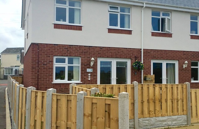 The Palms Holiday Home cerca de la hermosa playa de Benllech - niños y mascotas