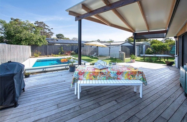 The Pool House | Beach 2min | Table Tennis | Games