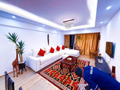 The Red Mirage - Rooftop Pool, Gym, Games room, Netflix 2BD & SQ