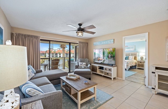 The Salty Escape Edgewater Villa Sleeps 7
