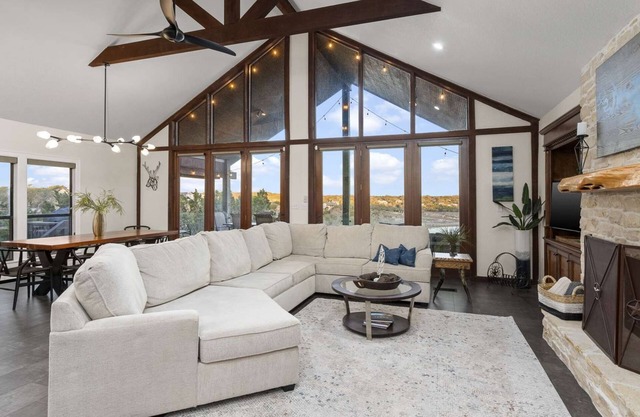 The Sanctuary at Canyon Lake | 3 Bed, 3 Bath
