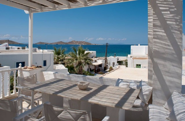 The small house Naoussa, Paros