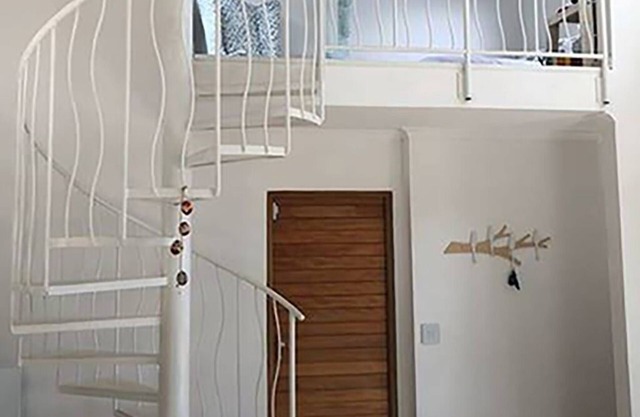 El sonido del océano es audible para esta gran escapada a casa.