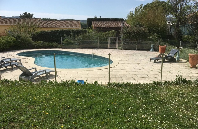LA VILLA DEL SUR 12/14 CAMAS CON PISCINA LE VAL EN PROVENCE