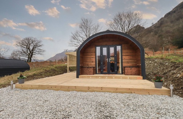 THE STAG - CROSSGATE LUXURY GLAMPING, pet friendly in Glenridding