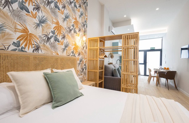 The Trafalgar Apartment 02 by Florit Flats