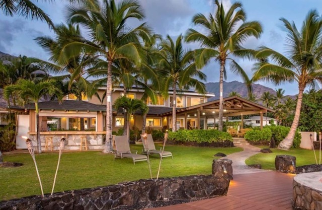 The Turtle House, a 5 Bedroom Oceanfront Villa!!!